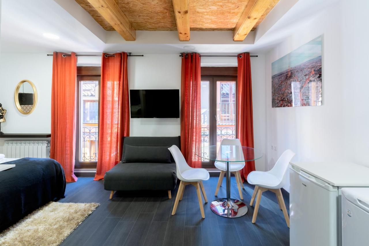 Housingleon - Five Rooms Buitenkant foto
