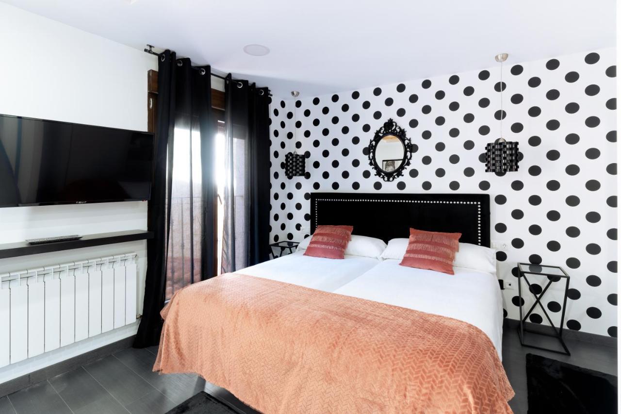 Housingleon - Five Rooms Buitenkant foto